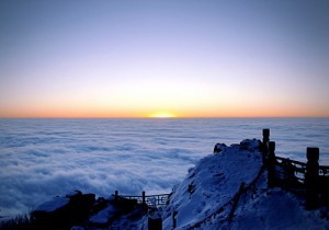 Sunrise on Emei Mountain