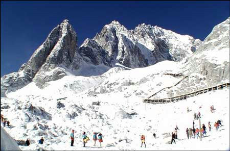 Jade Dragon Snow Mountain Ski Resort