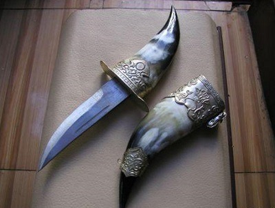 Tibetan Knives