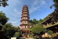 Six Banyan Trees Temple